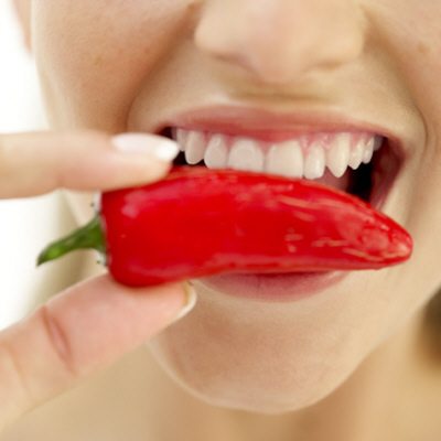 O que causa o mau hálito? Marque uma consulta com o dentista. Com uma avaliação de seu histórico médico e dentário e um exame bucal criterioso, seu dentista poderá identificar os responsáveis pela halitose,o popular mau...